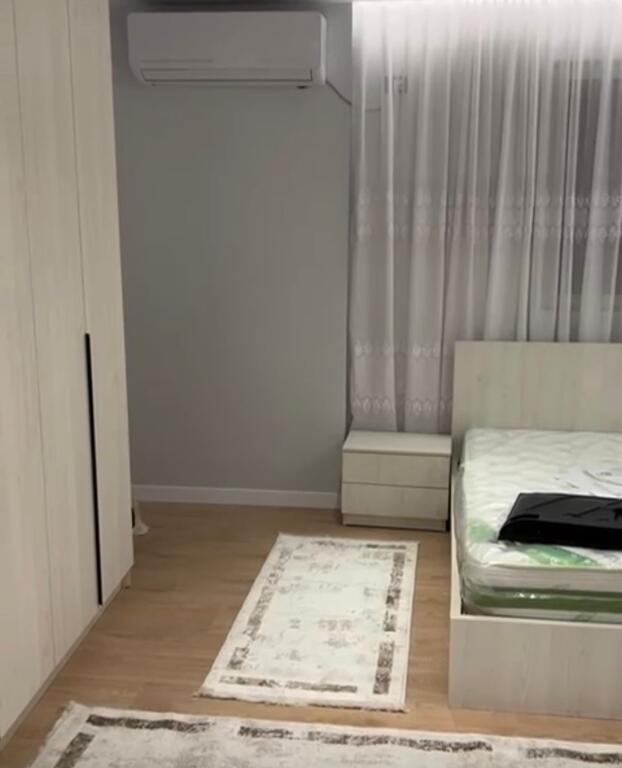 Apartment 1+1, Ballet School!
