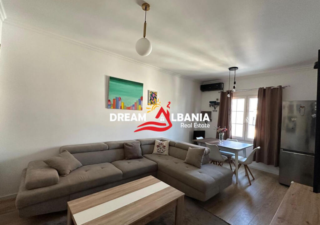 Super Appartamento 1+1+Deposito in Vendita – Zona a Myslym Shyr, Vicino alla Scuola “Pjetër Budi”