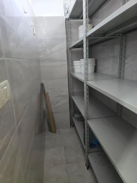 SHITET SUPER AMBJENT BIZNESI TEK STADIUMI NE DURRES