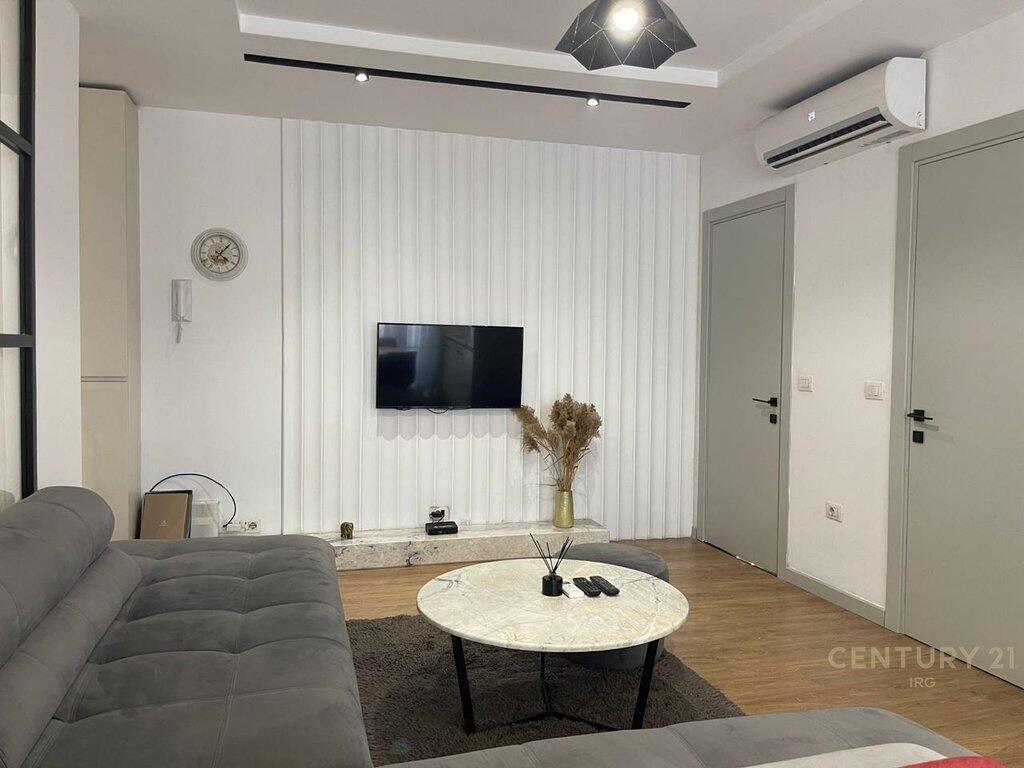 Jepet me Qira Apartament 2+1 650 € /Muaj