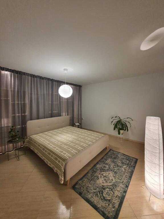 🏠🔑APARTAMENT ME QIRA, 1+1! 📍Rruga Ali Visha, Qyteti Studenti