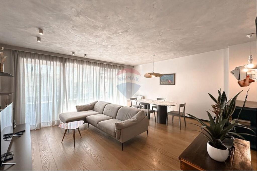 Apartament 3+1 me qira Stadiumi Dinamo