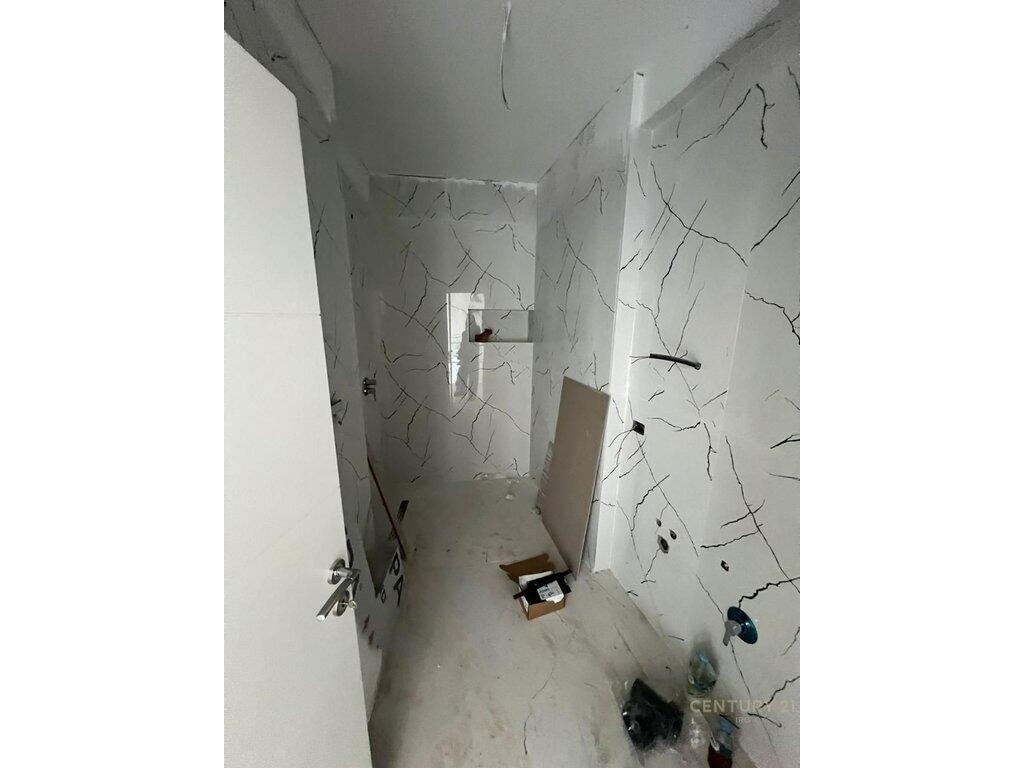 APPARTAMENTO 2+1+2 VICINO A JORDAN MISJA! 185,000 €