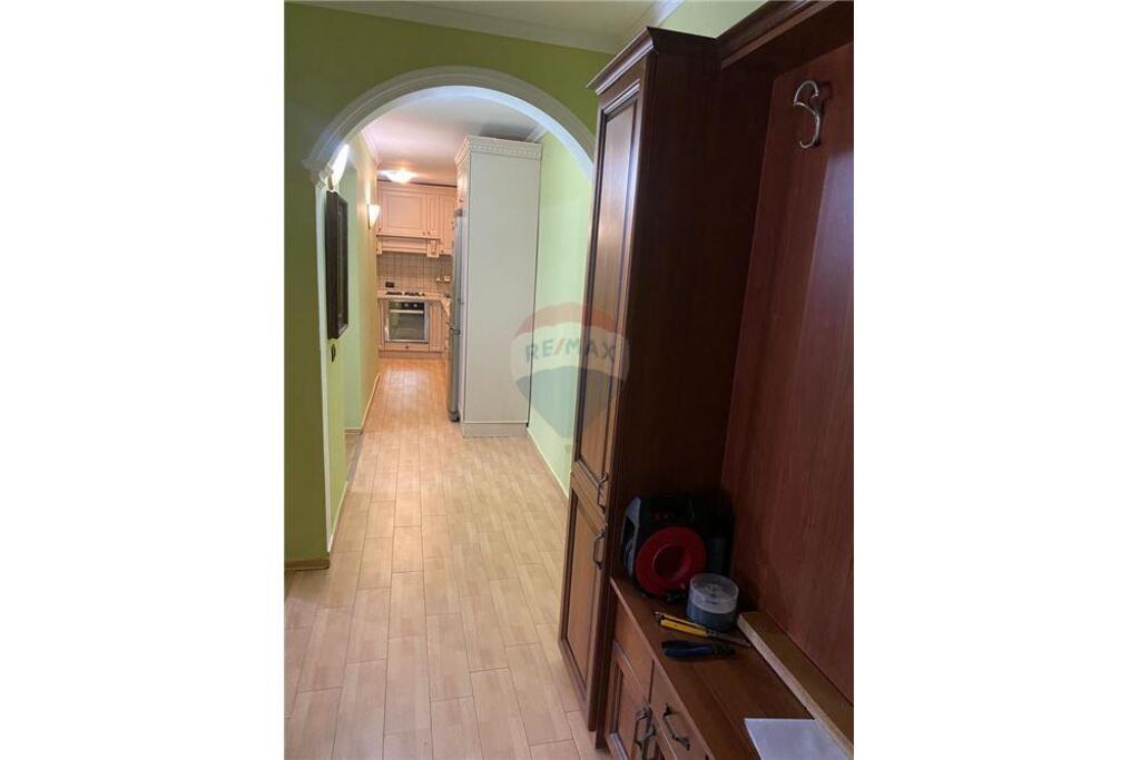 Apartament 2+1 per qira ,Myslym Shyr!