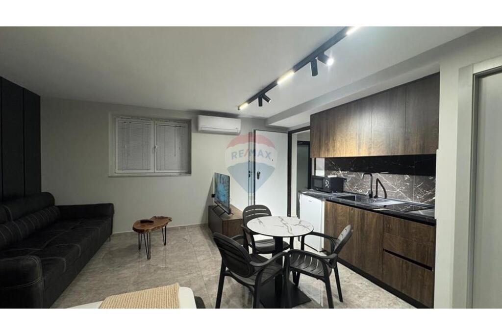 FOR SALE 2 STUDIO APARTMENTS NEAR MOZAIK, KAVAJES STREET