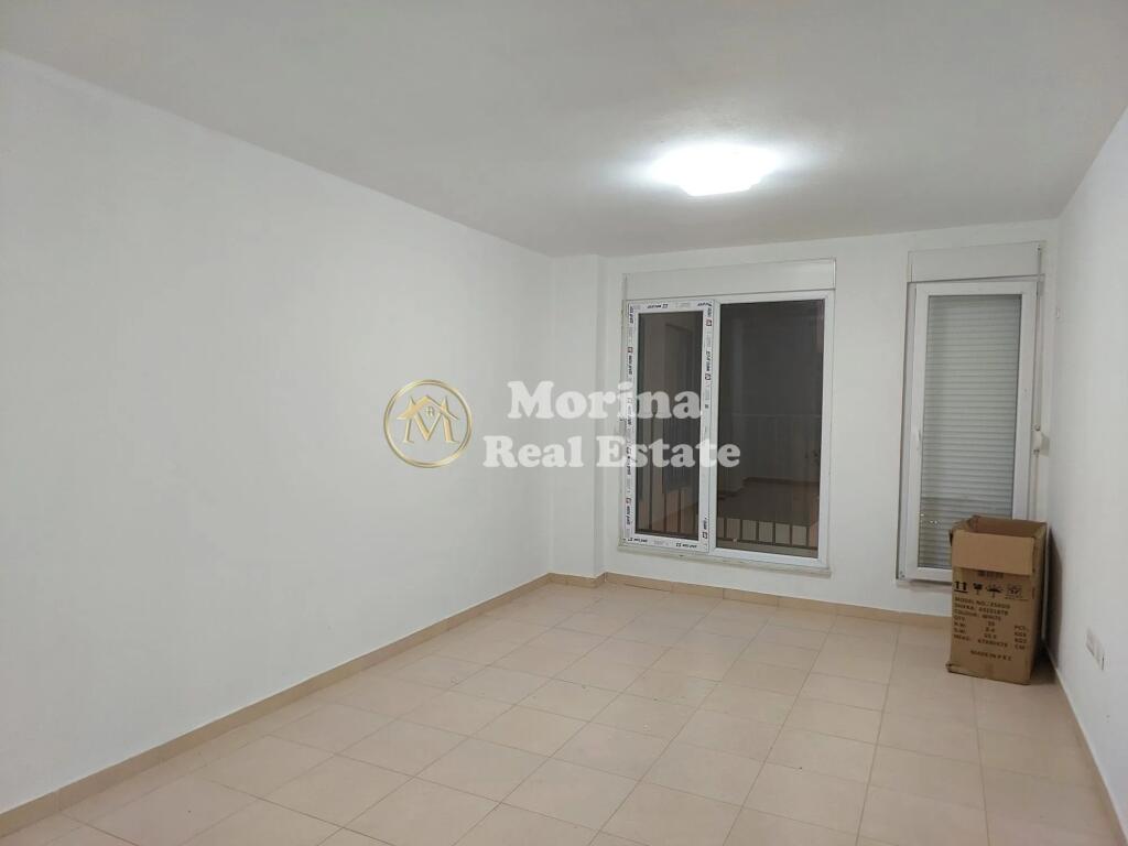 Appartamento 2+1, 5 Maggio, 450 Euro/Mese