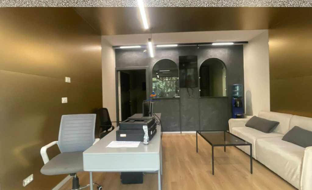 JEPET AMBIENT ME QERA 60M2 "VASIL SHANTO" 80.000 LEKE