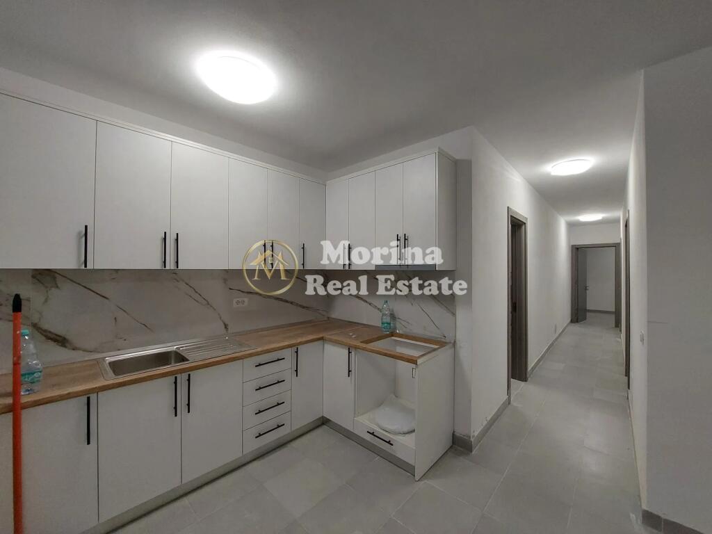 Qera, Apartament 3+1 , 5 Maj, 500 Euro/Muaj