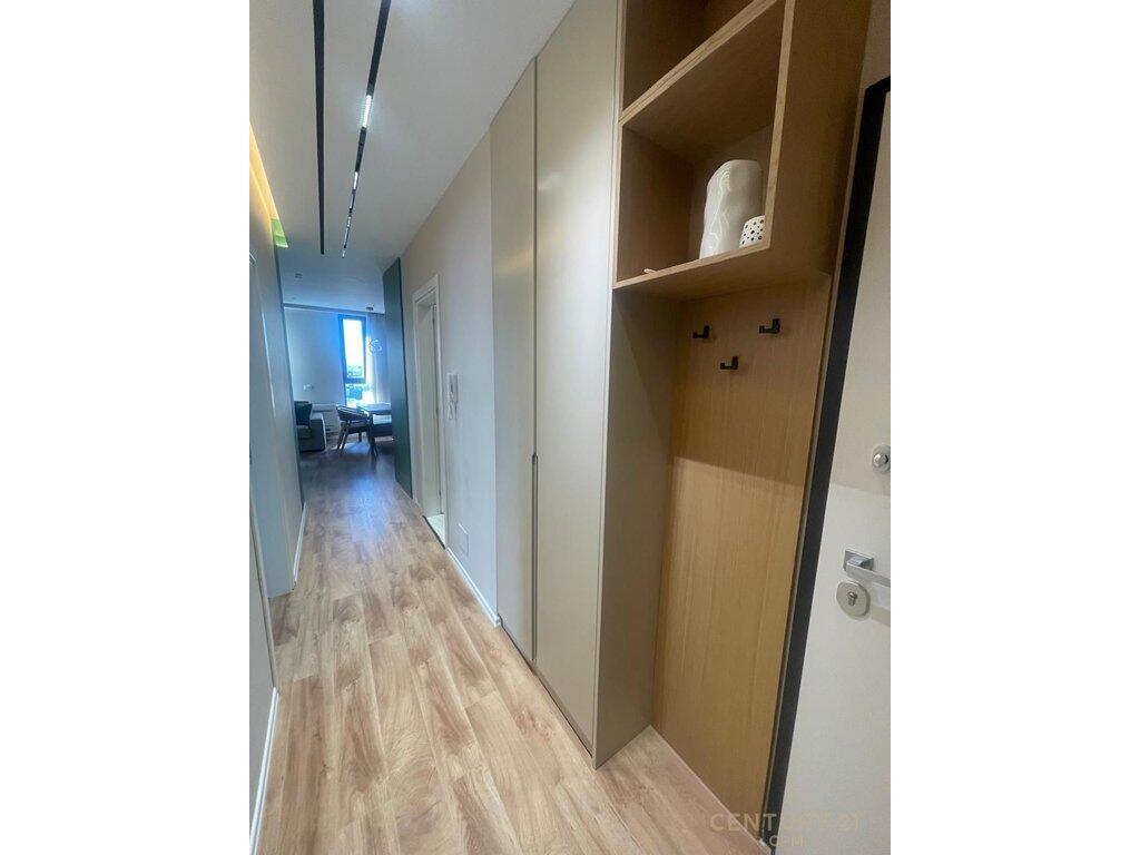 Apartament me qira 2+1+2 me post parkimi – Rruga Jordan Misja