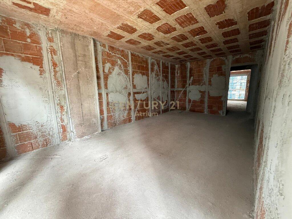 OKAZION APARTAMENT 3+1+2 PER SHITJE 850 EURO/M2,RING SIDE RESIDENC PASKUQAN! 112,000 €