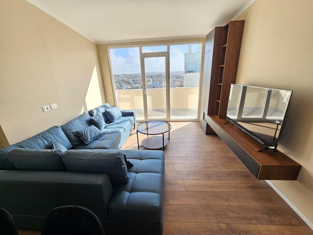 SHITET APARTAMENT 2+1 NE PLAZHIN ILIRIA PRANE HOTEL FLORIDA