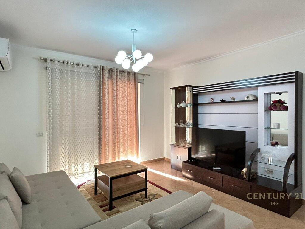 APPARTAMENTO 2+1+2 IN AFFITTO VICINO ALLA STRADA DI KAVAJË.