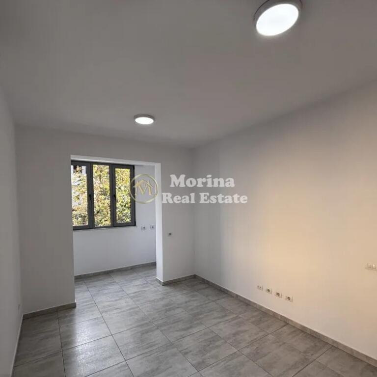 Ambient Biznesi, te Medreseja, Rruga e Dibres, 500 euro/muaj