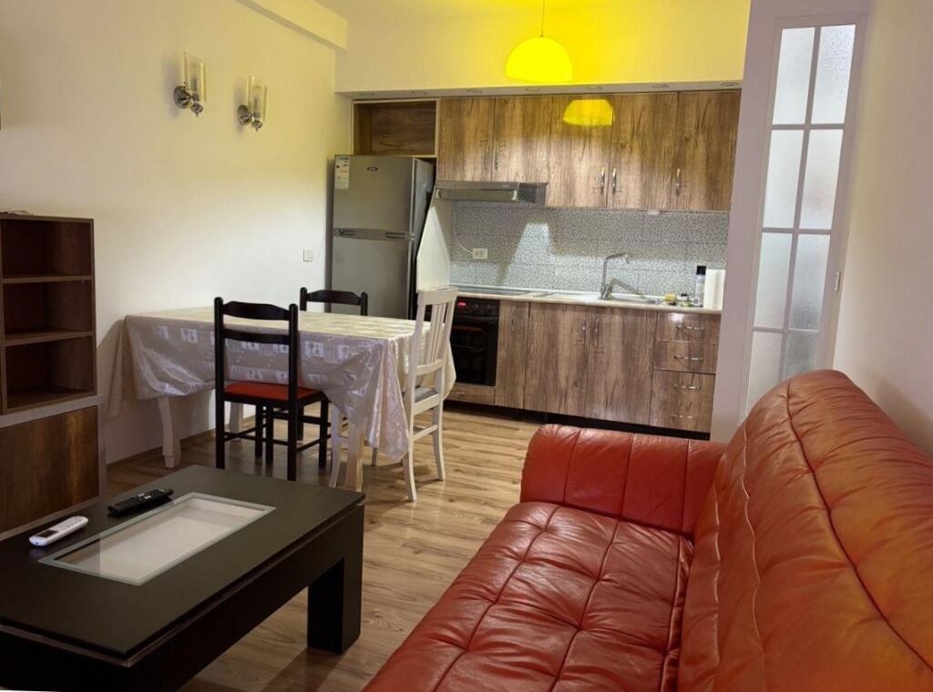 🏠 Shtëpi me qira – Apartament 1+1 📍 Qyteti Studenti