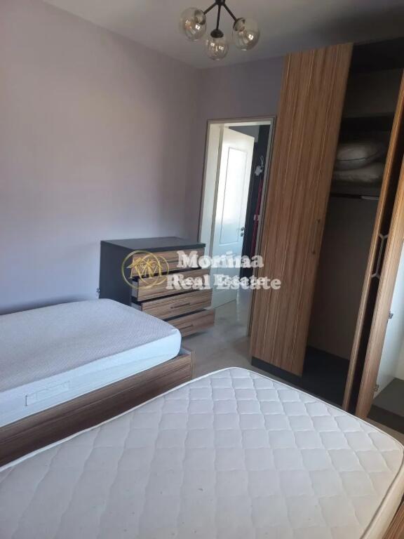 Shitet, Apartament 1+1,Rruga e Dibres, 85000 Euro.