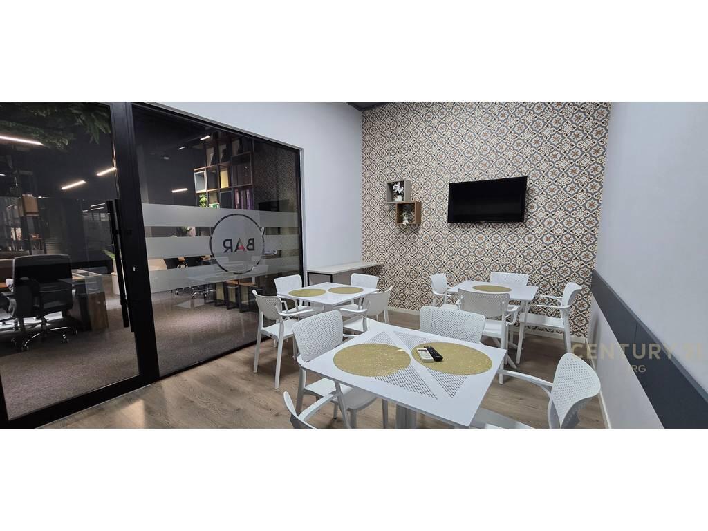 ZYRE E MOBILUAR TE DELIJORGJI! 1,200,000 €