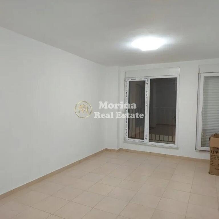 Appartamento 2+1, 5 Maggio, 450 Euro/Mese