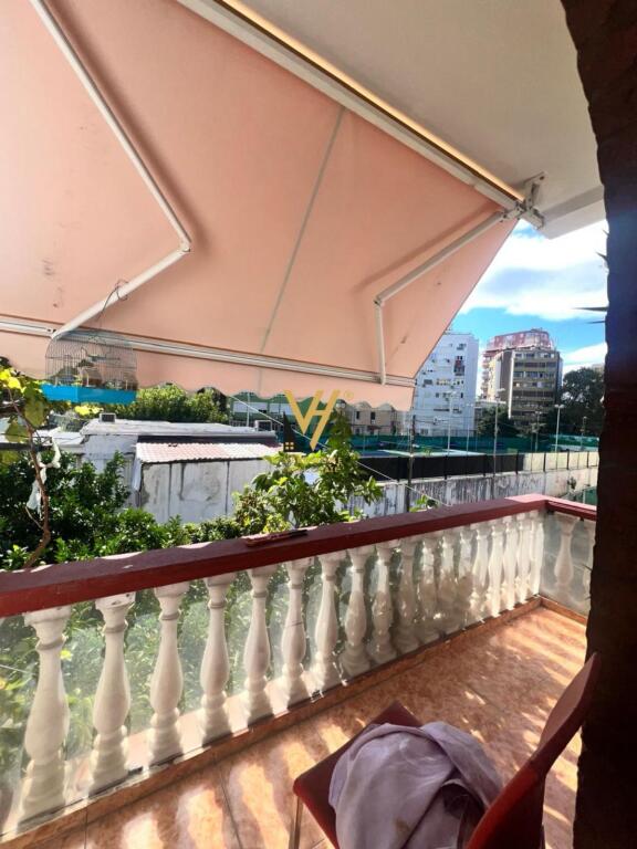 JEPET HYRJE 3+1 ME QERA TE SHALLVARET 1.500 EURO