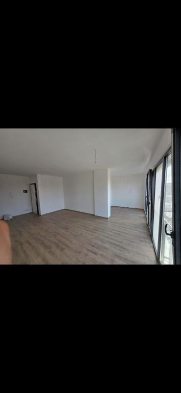 Don Bosko Shitet Apartament 2+1+2 + Ambjent Gatimi Me Vete