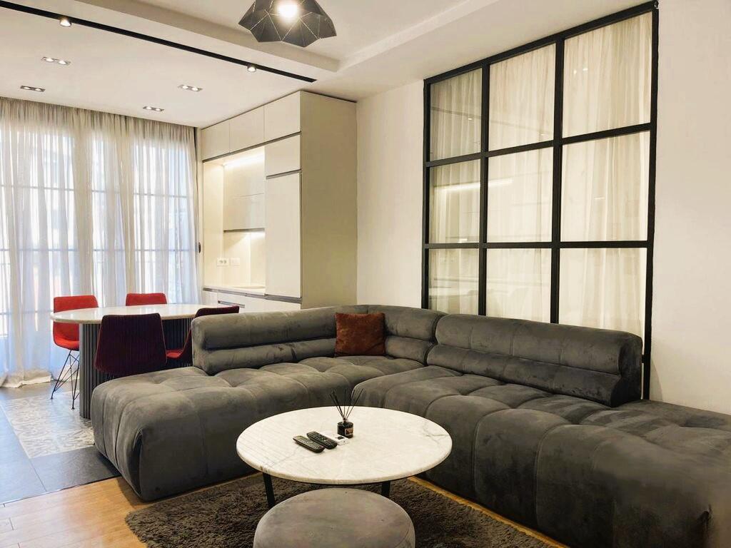 Apartament 2+1 me qera prane Kodres se Diellit.