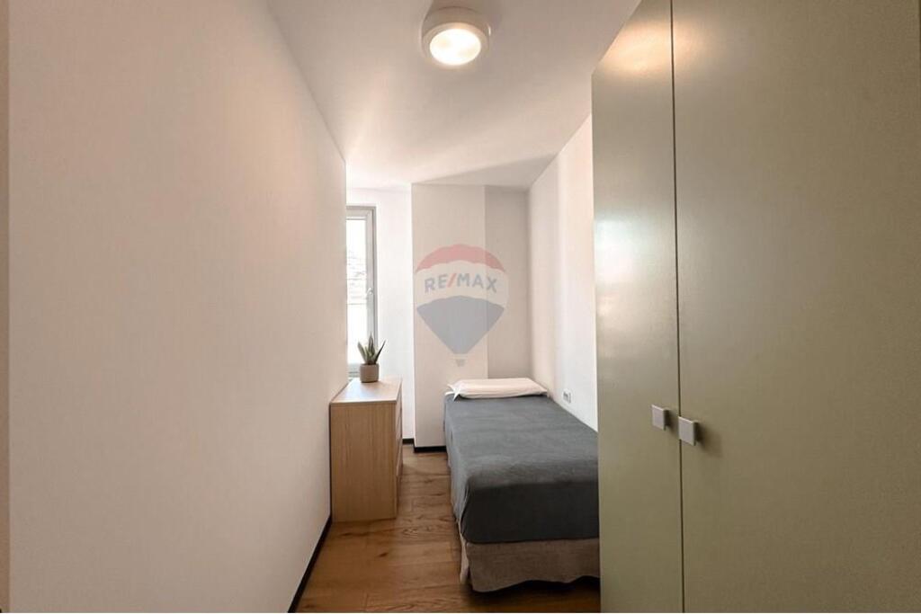3 +1 per qira stadiumi dinamo +2 poste parkimi