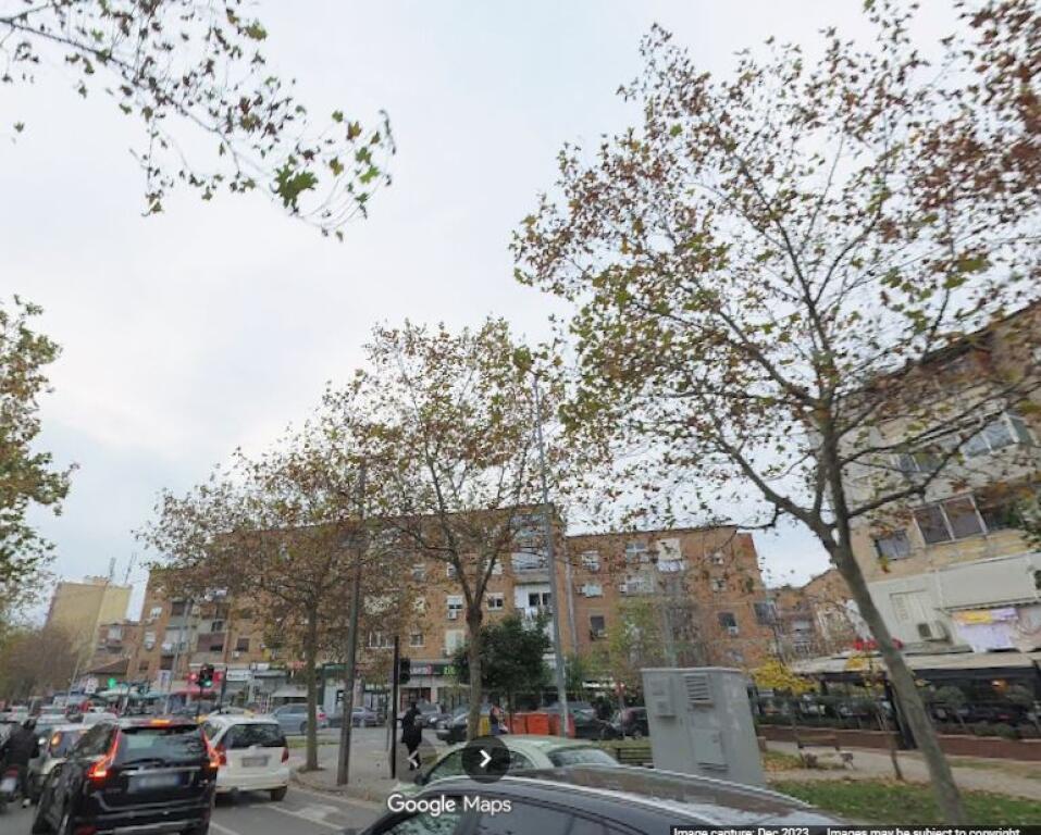 Dyqan ne shitje tek Varri Bamit ID(4171609)