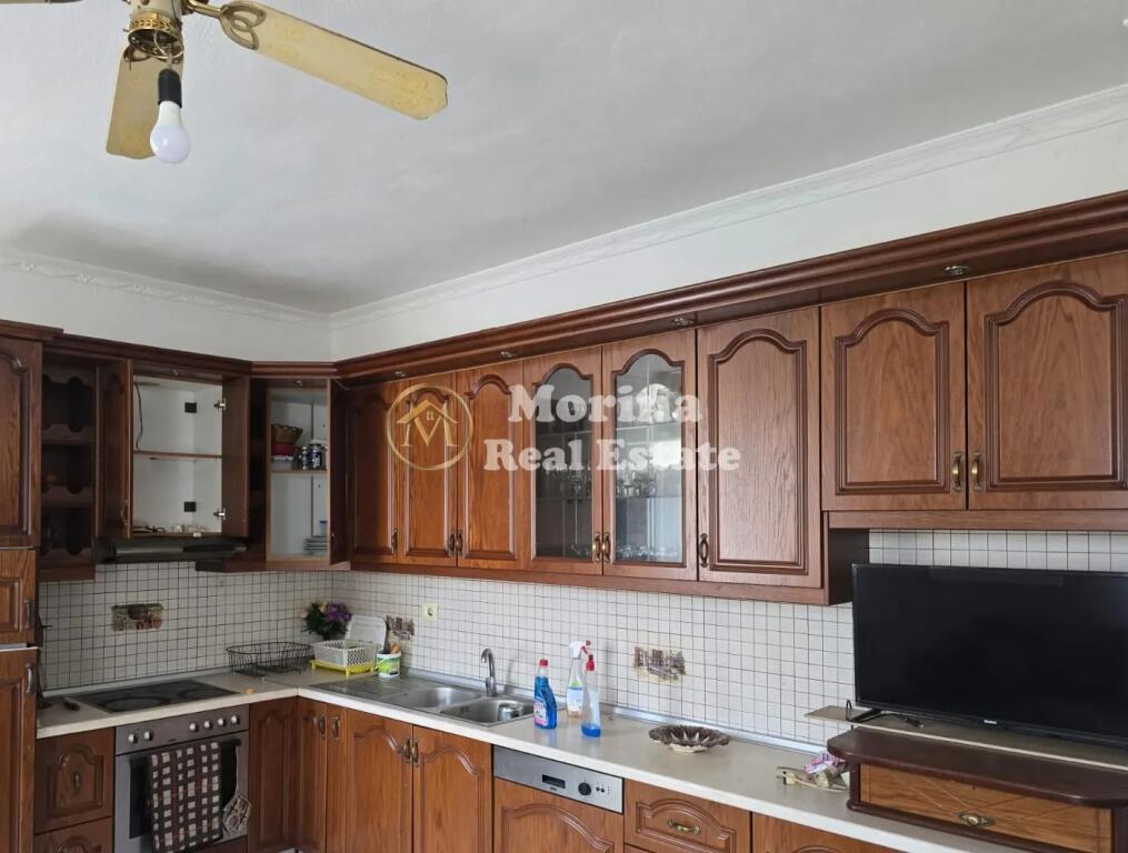 Qera, Apartament 2+1, Rruga e Durresit, 550 euro/muaj