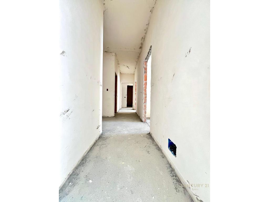 🏙️ Kika 3, Komuna e Parisit (pranë CONAD-it) – Shitet apartament 3+1+2 në ndërtim të ri