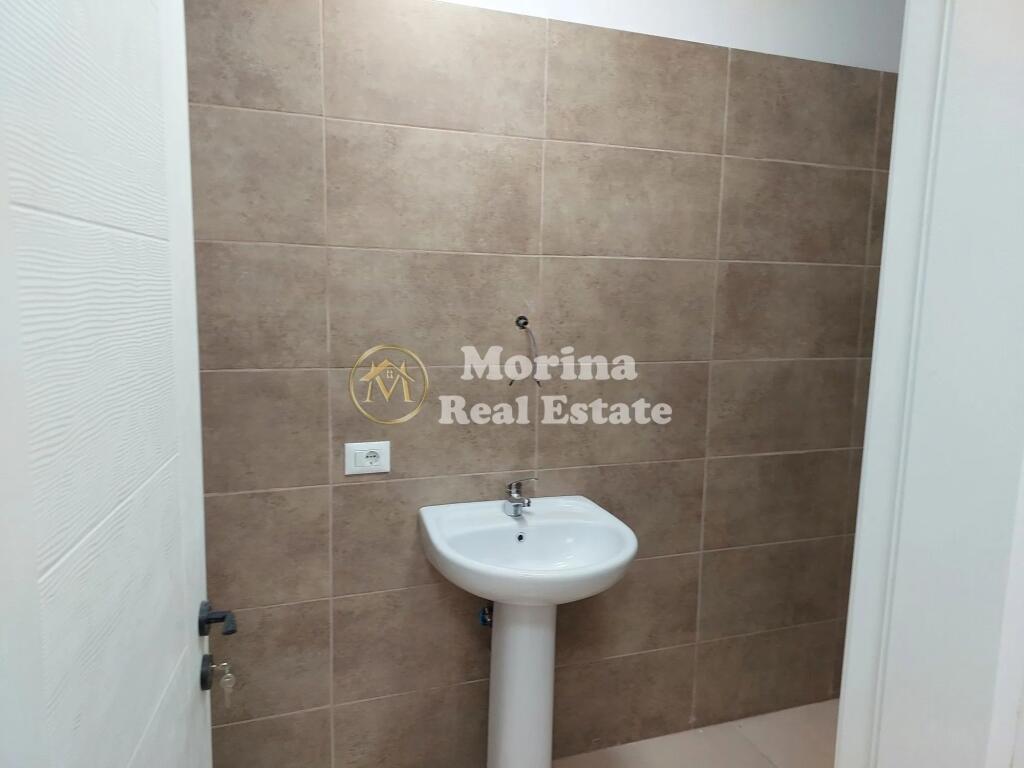 Appartamento 2+1, 5 Maggio, 450 Euro/Mese