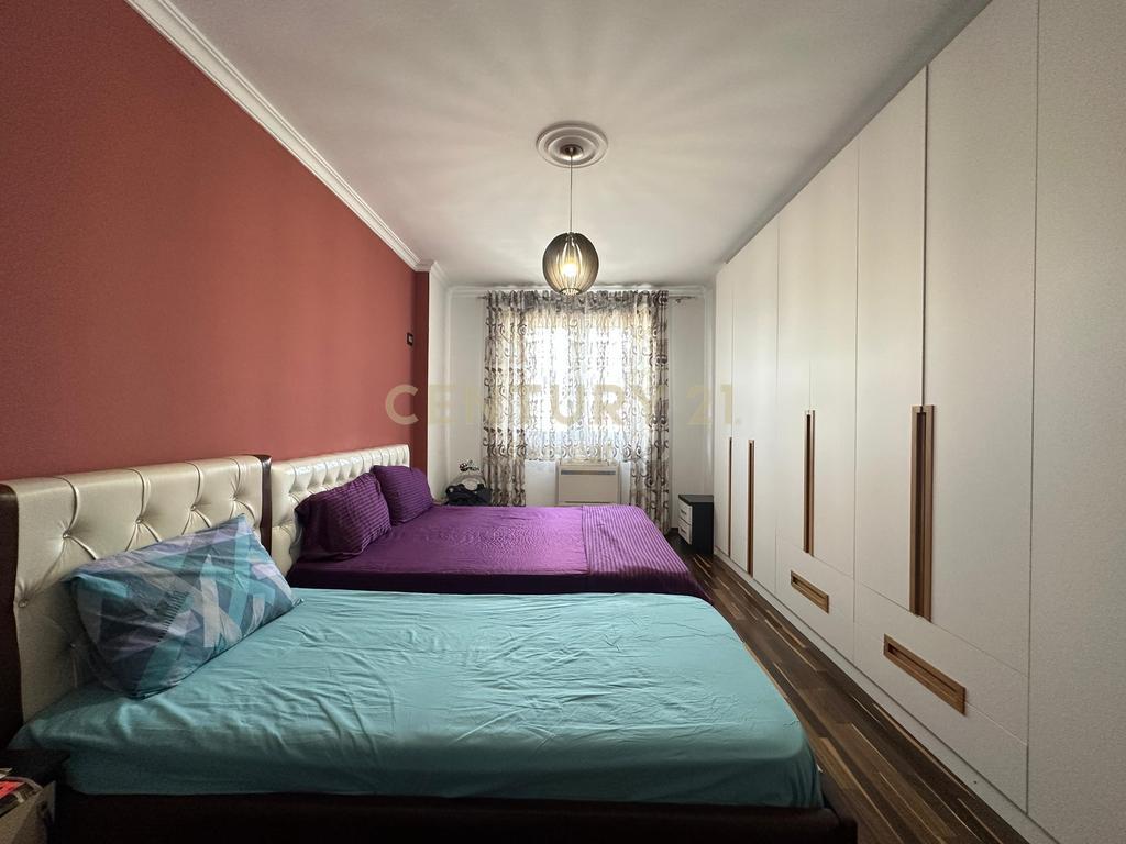 🏡 Yzberisht – Apartment 3+1+2 for sale (with possibility to divide into two housing units)