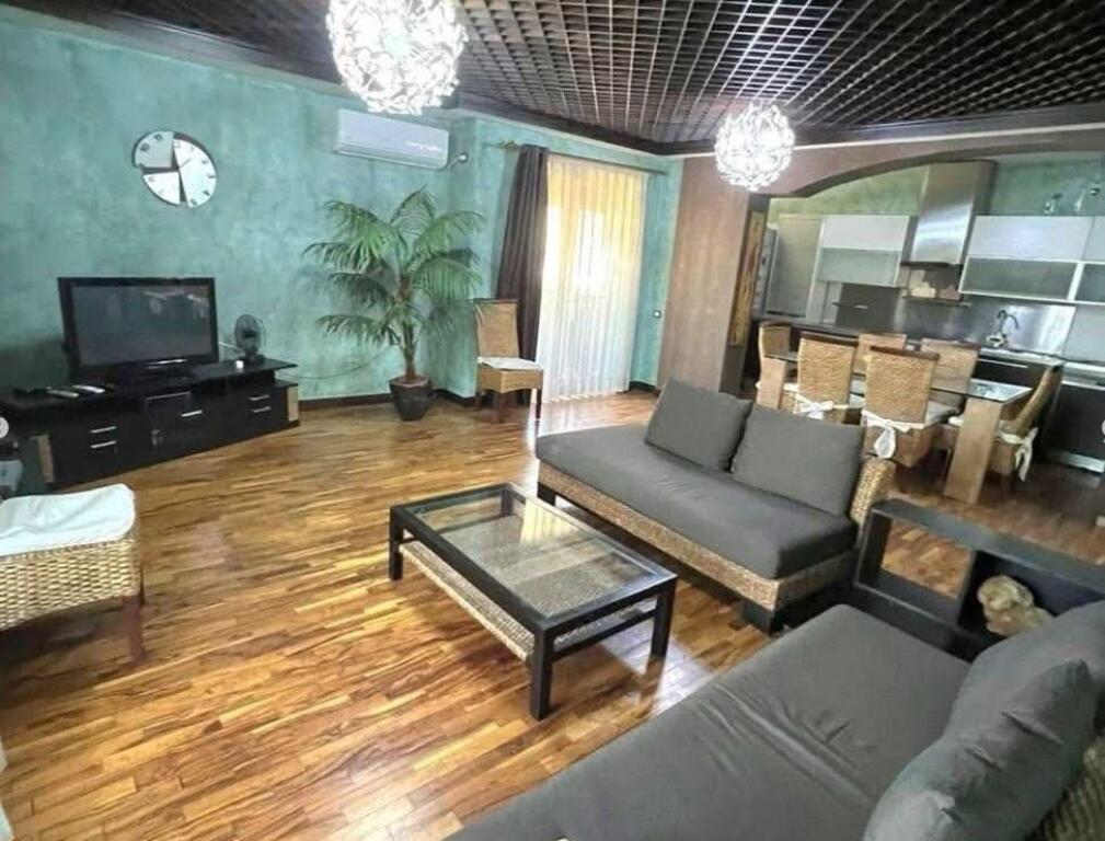 Bllok, shesim apartament 2+1