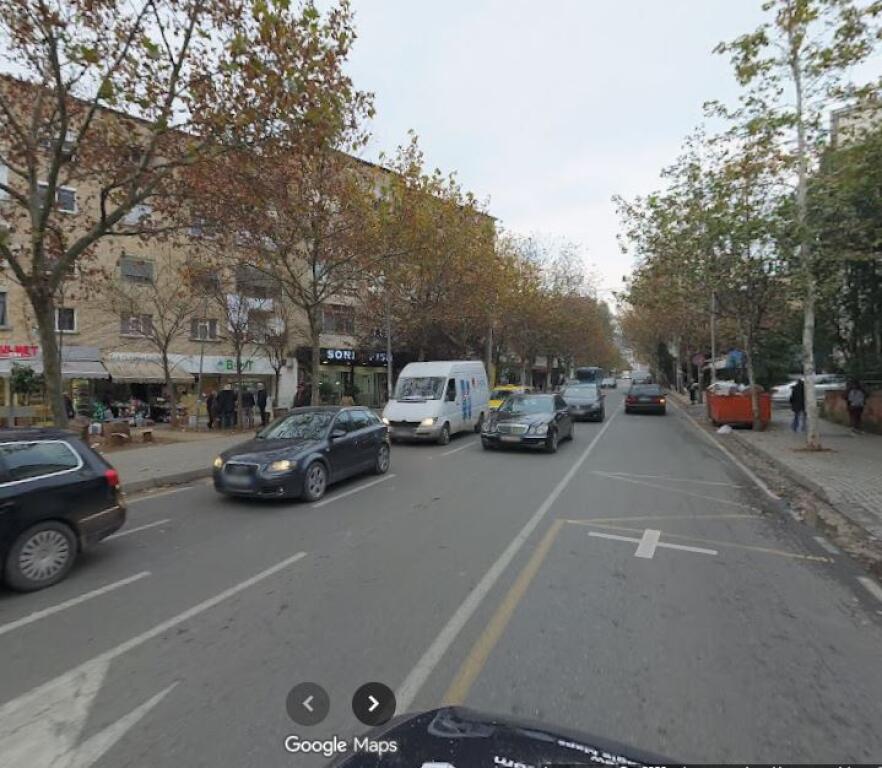 Dyqan ne shitje tek Varri Bamit ID(4171609)