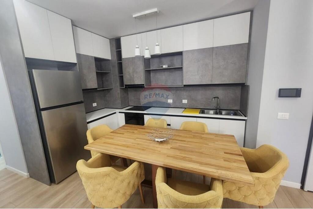 Apartament 2+1+parkim tek Kompleksi Delijorgji