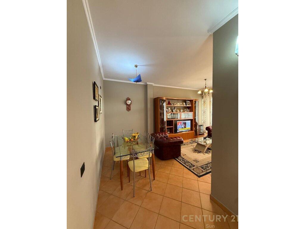🏡 Vilë 4+2 në Shitje – Don Bosco, Tiranë