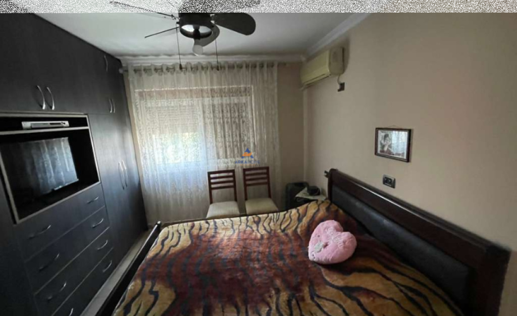 JEPET APARTAMENT ME QERA 1+1 "RRUGA FORTUZI" 800 EURO(CMIMI I DISKUTUESHEM)
