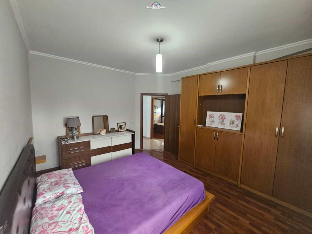Apartament Ne Shitje 3+1 Tek Rruga e Kavajes ( ID B130105) Tirane