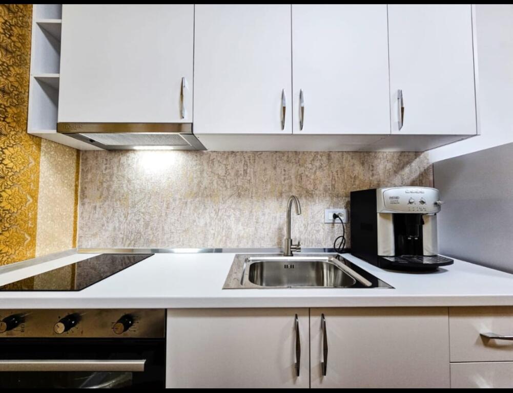 Garzoniere me Qera 📍Myslym Shyri 📌400€