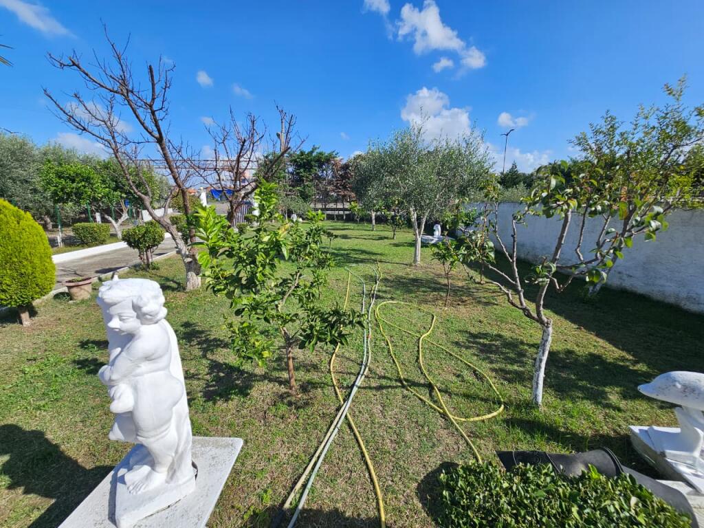 SHTEPI PRIVA PER SHITJE NE PLAZ DURRES