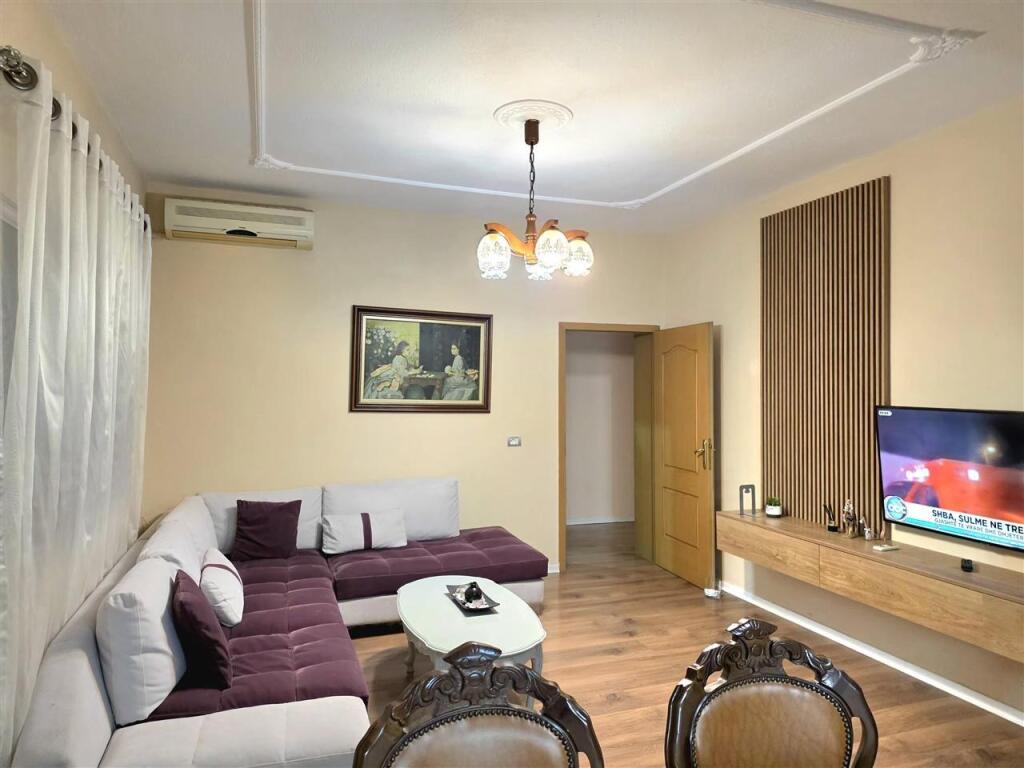 Apartament 3+1 me me qira fusha e aviacionit