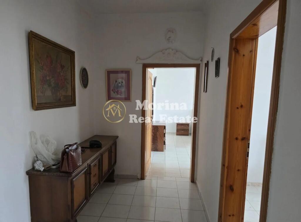 Qera, Apartament 2+1, Rruga e Durresit, 550 euro/muaj