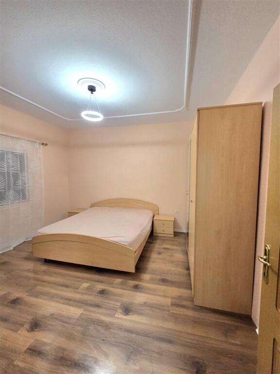 Apartament 3+1 me me qira fusha e aviacionit