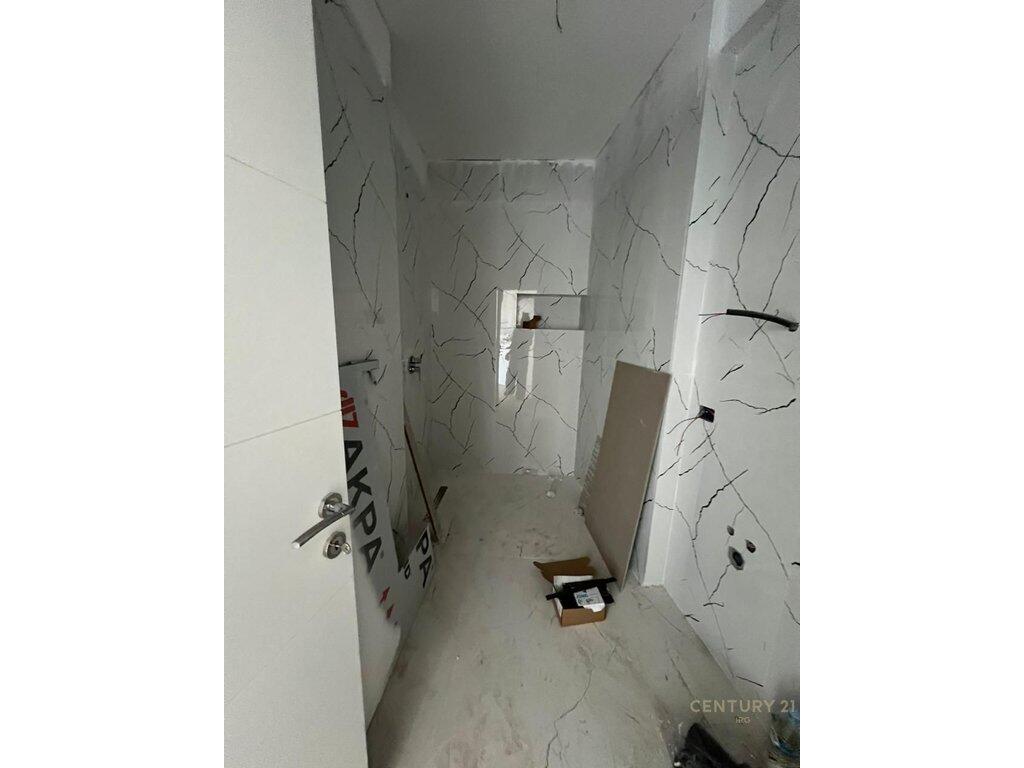 APPARTAMENTO 2+1+2 VICINO A JORDAN MISJA! 185,000 €