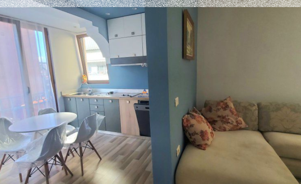 JEPET APARTAMENT ME QERA 1+1+BALLKON "TE RRUGA MYSLYM SHYRI" 550 EURO
