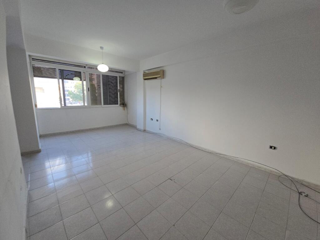 SHITET SUPER APARTAMENT 2+1 TEK ZONA E VALA PARK DURRES