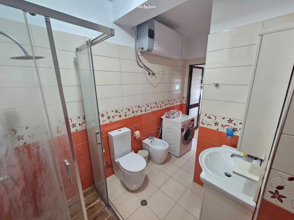 Apartament Ne Shitje 3+1 Tek Rruga e Kavajes ( ID B130105) Tirane