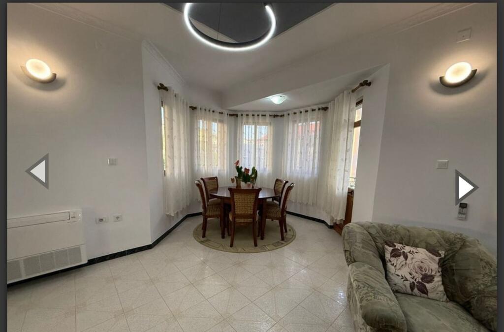Apartament 2+1 me qira në Qytet Studenti, Tiranë