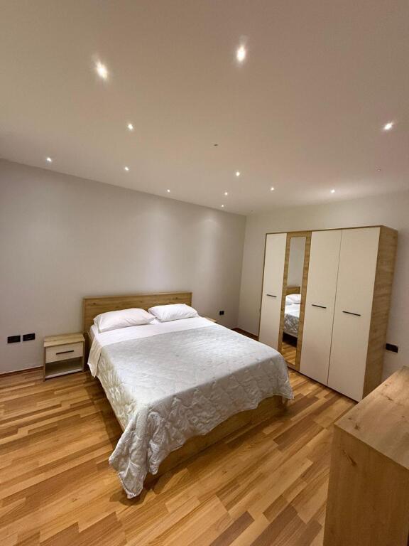 APARTAMENT 2+1 NE ISH BLLOK