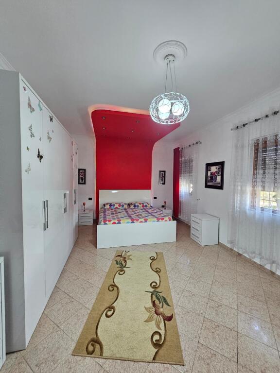 🏡 Shitet Shtepi 1 katëshe në Plazh, Durrës