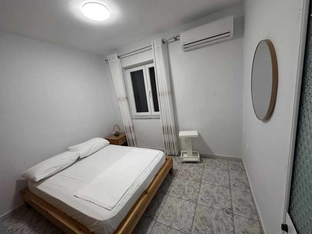 Jepet Me Qera Apartament 2+1+2 Tualete +1 Ballkon