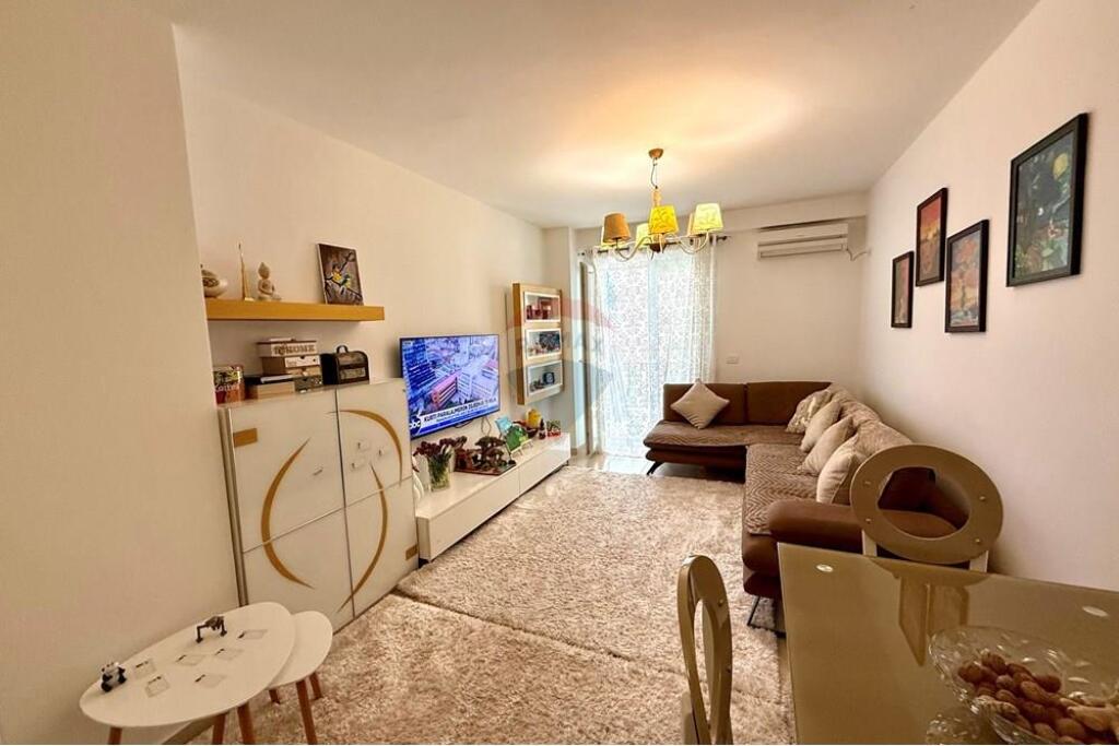 Shitet apartament 2+1+2 tek Kompleksi AnnA